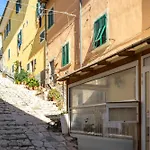 Apartment Napoleon's Centro Storico Porto A Piedi Ac Portoferraio